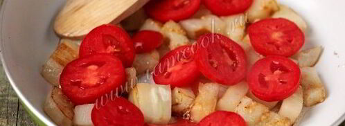 омлет из перепелиных яиц с баклажанами и помидорами. Шаг 4