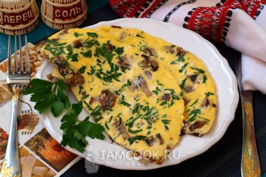 Рецепт омлет с грибами на сковороде