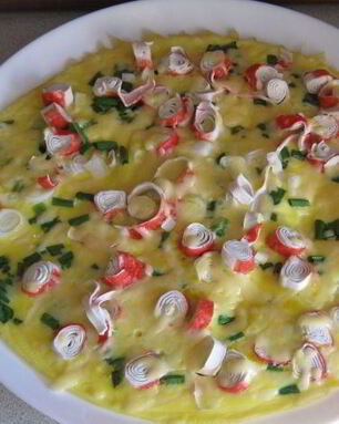 Омлет с крабовыми палочками