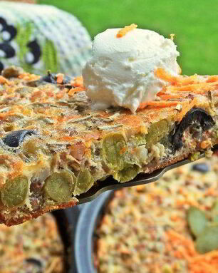 Омлеты с гречкой и маслинами