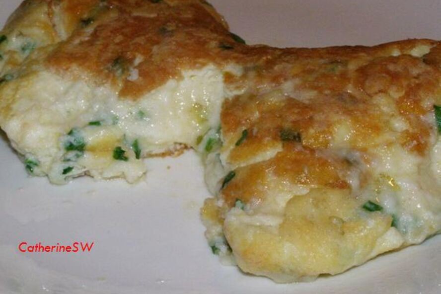 Рецепт пышный омлет-суфле с тремя видами сыра