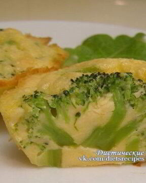 Запеченный омлет с брокколи