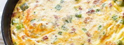 запеченный омлет с сосисками и овощами. Шаг 3