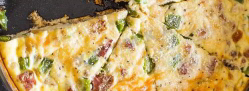 запеченный омлет с сосисками и овощами. Шаг 4