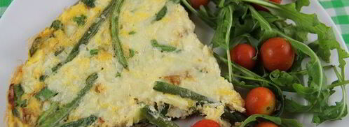 зеленый омлет со стручковой фасолью, руколой и зеленым луком. Шаг 6