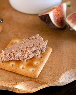 Нежирный паштет из куриной печени