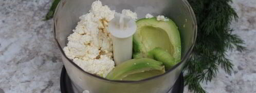 паштет из авокадо и творога. Шаг 3