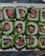 Ролл Калифорния с лососем