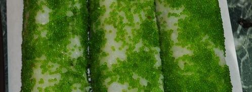 ролл калифорния с лососем. Шаг 4