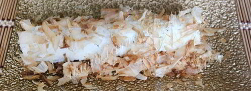 роллы бонито со стружкой тунца. Шаг 11