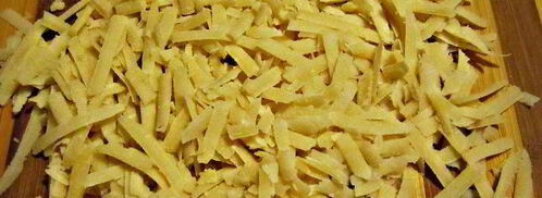 роллы из баклажанов со спагетти. Шаг 7