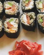 Роллы с киноа