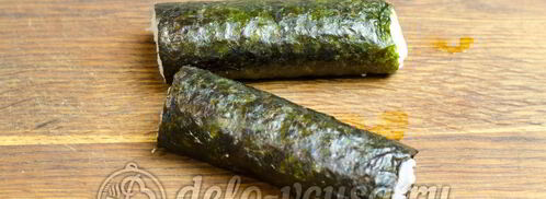 роллы с семгой сяке маки. Шаг 5