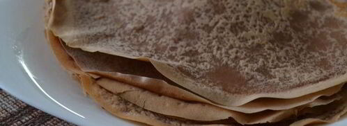 сладкие блинные роллы с творогом и фруктами. Шаг 5