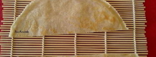 сладкие блинные роллы три вкуса с соусами. Шаг 9