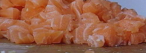 спринг-роллы с лососем и свежим шпинатом. Шаг 4