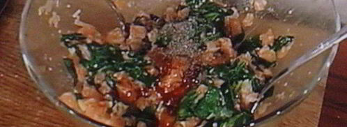 спринг-роллы с лососем и свежим шпинатом. Шаг 5