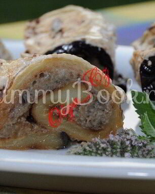 Баклажанные рулетики