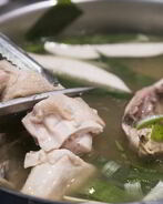 Куриный рулет в бутылке