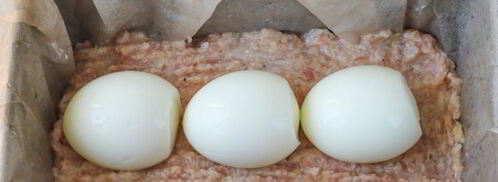 мясной рулет с яйцом. Шаг 4