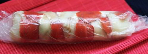 праздничный закусочный рулет из лосося. Шаг 5