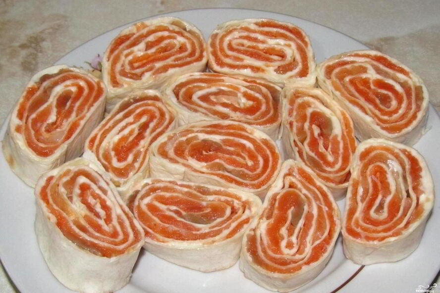 Рецепт рулет из лаваша с форелью