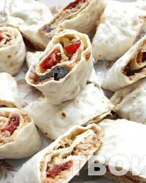 Рулет из лаваша с тунцом