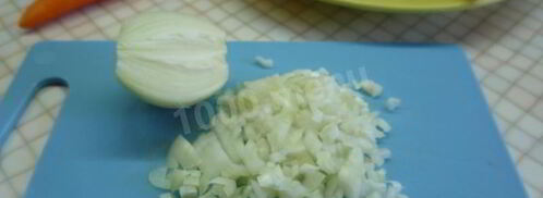 рулет кальмары фаршированные грибами и рисом. Шаг 2