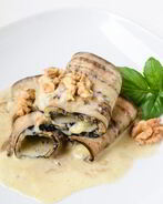 Рулетики из баклажанов с сыром