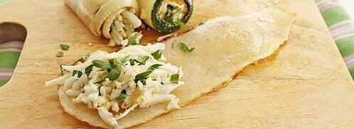 рулетики из кабачков с сыром и чесноком. Шаг 6