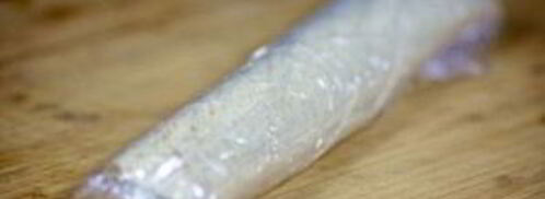 рулетики из тортильи с сыром и чесноком. Шаг 7