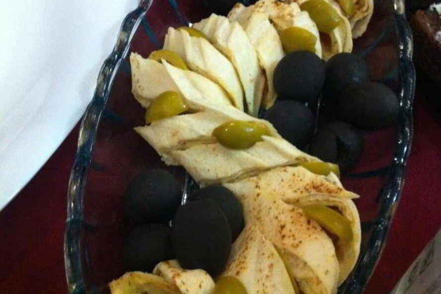 Рецепт рулетики с семгой