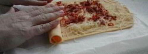 рулетики с сыром и беконом. Шаг 3