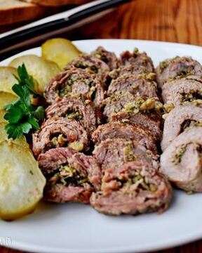 Рулеты из говядины Прованские огурчики