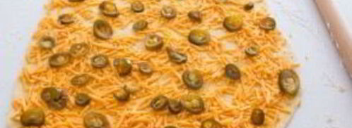 рулеты с сыром и перцем. Шаг 2