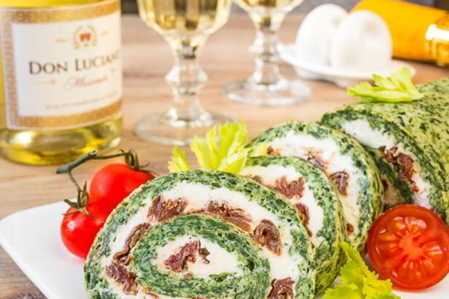 Рецепт шпинатный рулет с вялеными томатами