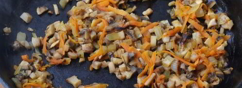 яичный рулет с грибами. Шаг 6