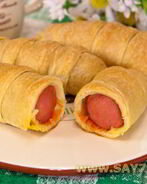 Сосиски в слоеном тесте