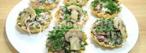 тарталетки с грибами праздничные. Шаг 10