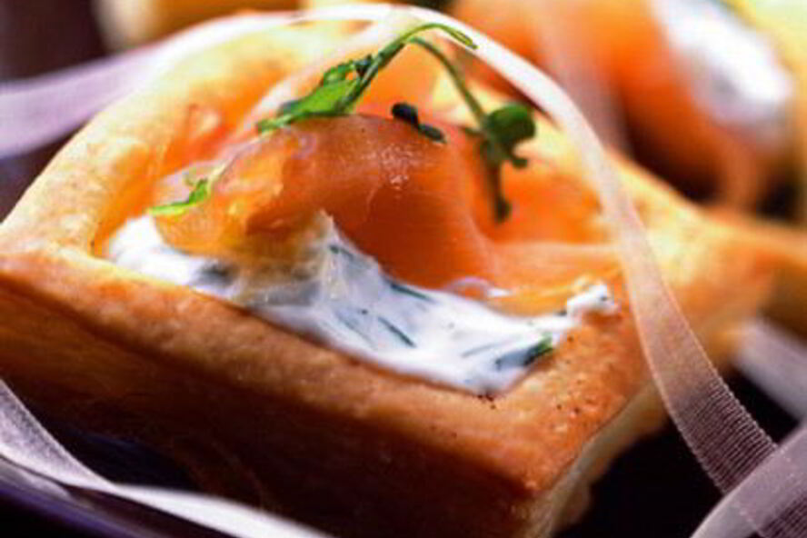 Рецепт тарталетки с копченым лососем