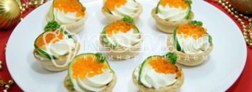 тарталетки с красной икрой праздничные. Шаг 5