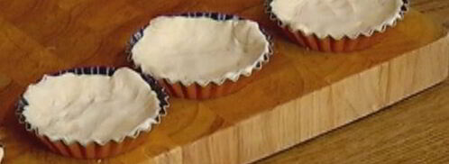 тарталетки с красным луком и сырным соусом. Шаг 8