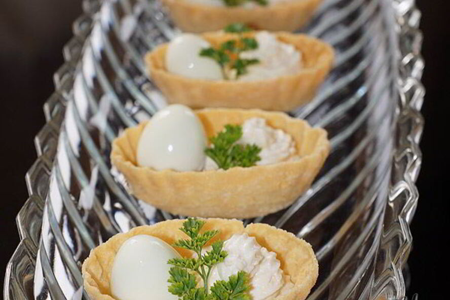 Рецепт тарталетки с перепелиными яйцами
