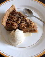 Банановый тарт с медом и грецкими орехами