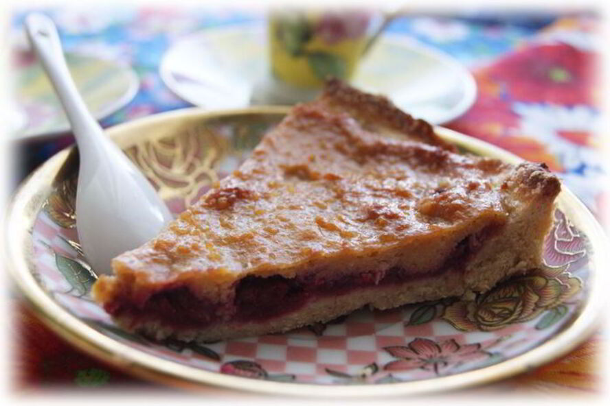 Рецепт тарт с малиной и заварным медовым кремом