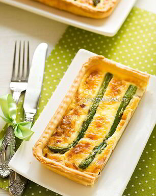 Тарт со спаржей и беконом