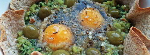 глазунья, запеченная в шпинате. Шаг 8