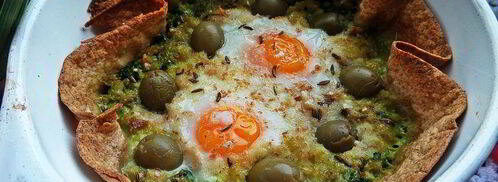 глазунья, запеченная в шпинате. Шаг 9