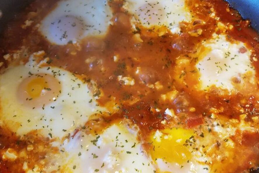 Рецепт шакшука с брынзой