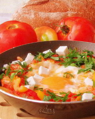 Шакшука с сыром фета